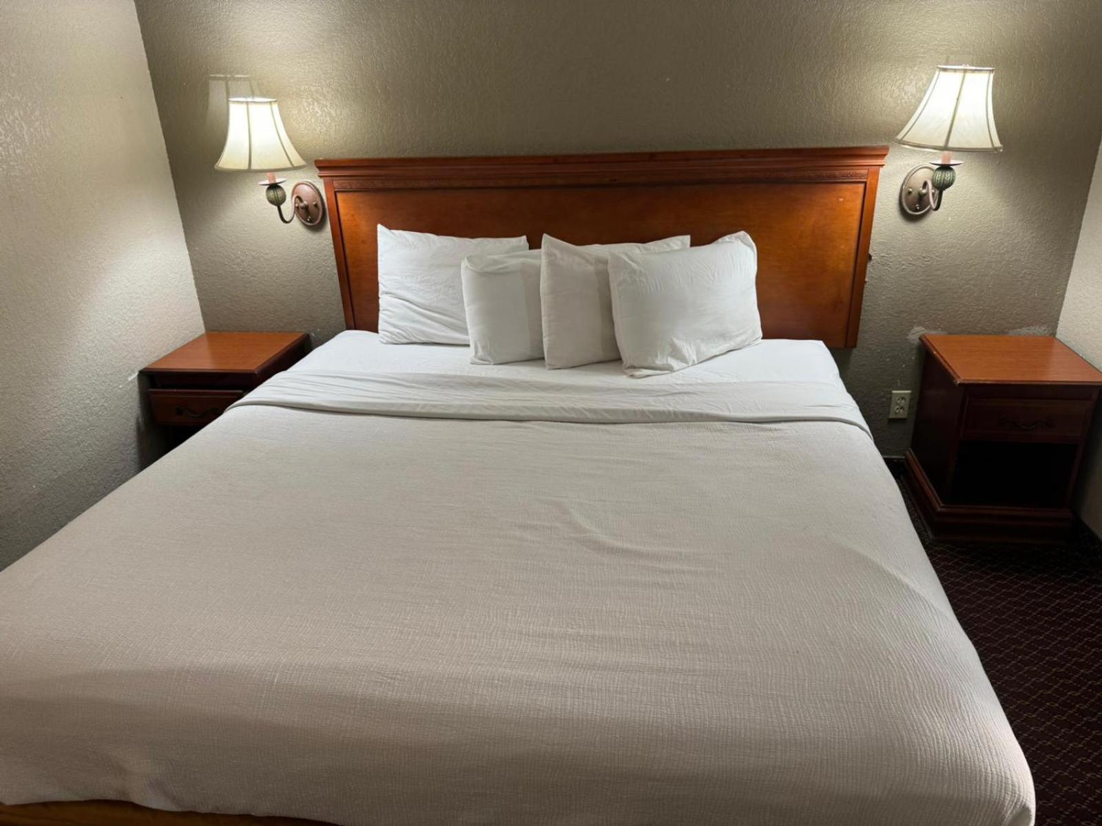 Rodeway Inn & Suites South Of Fiesta Park San Antonio Dış mekan fotoğraf